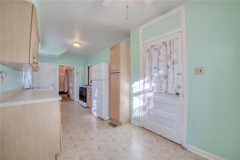 105 W Garden Road Brentwood PA 15227