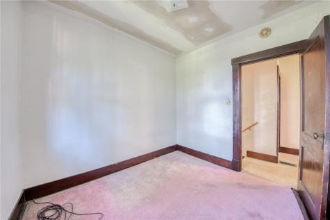 105 W Garden Road Brentwood PA 15227