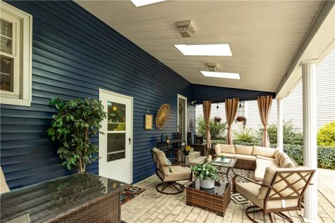 1479 Mcdowell Street Sharon PA 16146
