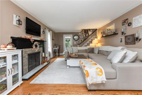 1479 Mcdowell Street Sharon PA 16146