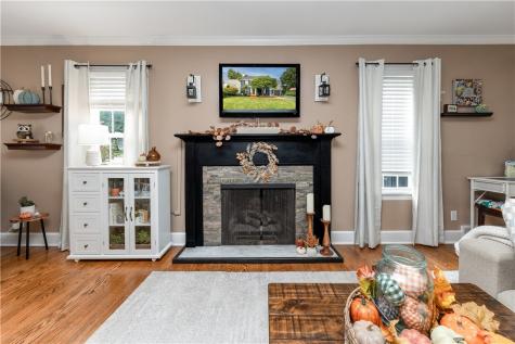 1479 Mcdowell Street Sharon PA 16146