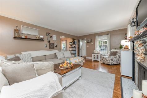 1479 Mcdowell Street Sharon PA 16146