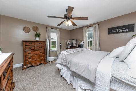 1479 Mcdowell Street Sharon PA 16146