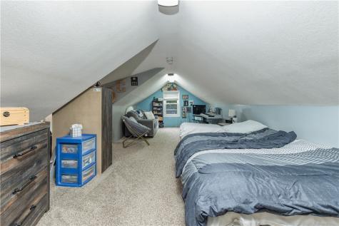 1479 Mcdowell Street Sharon PA 16146