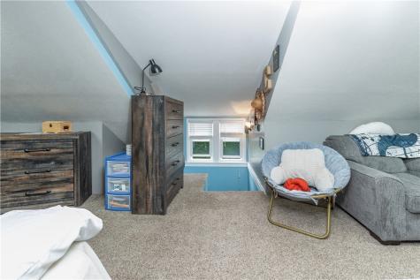 1479 Mcdowell Street Sharon PA 16146