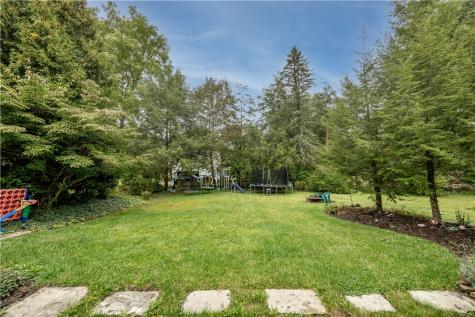 1479 Mcdowell Street Sharon PA 16146