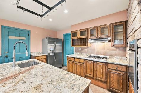 266 Harrison Road Wilkins Township PA 15145
