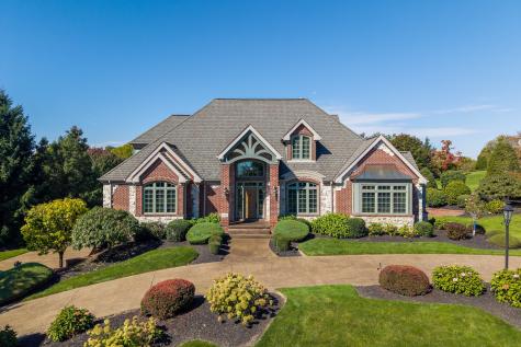 1085 St Mellion Drive Collier Township PA 15142
