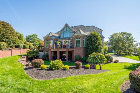 1085 St Mellion Drive Collier Township PA 15142