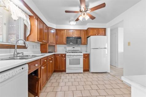 68 Suncrest Drive Delmont PA 15626