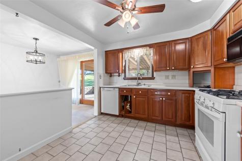 68 Suncrest Drive Delmont PA 15626