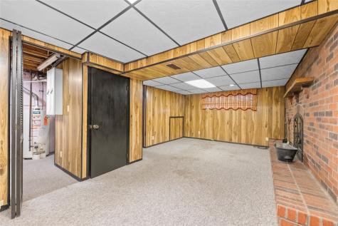 68 Suncrest Drive Delmont PA 15626