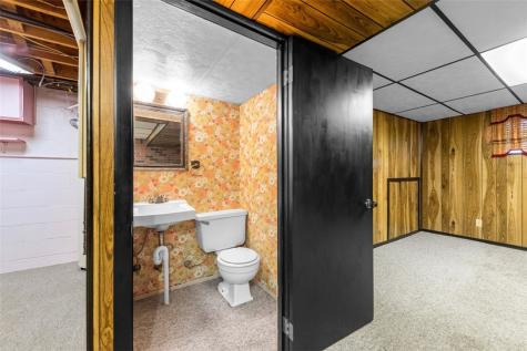 68 Suncrest Drive Delmont PA 15626