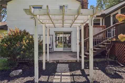171 Mcclelland Road North Beaver Township PA 16102