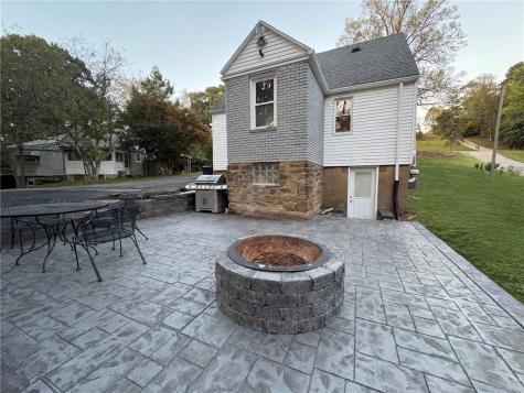 695 Roosevelt Road Kilbuck Township PA 15237