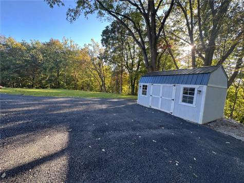 695 Roosevelt Road Kilbuck Township PA 15237