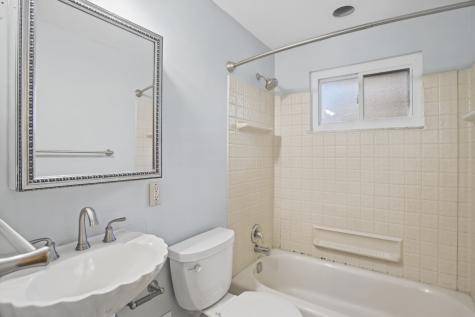 1403 Lakeside Drive Shaler PA 15101