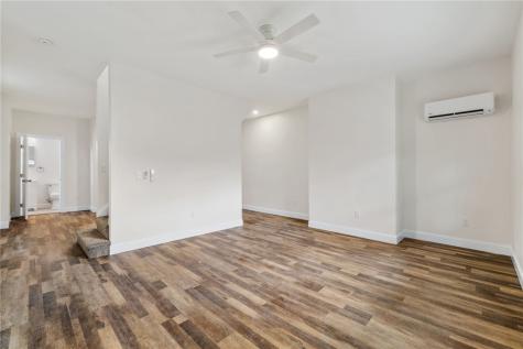 311 Elsdon Street Perry Hilltop PA 15214