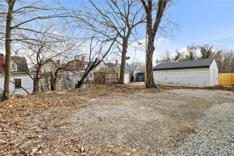 311 Elsdon Street Perry Hilltop PA 15214
