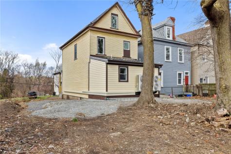 311 Elsdon Street Perry Hilltop PA 15214