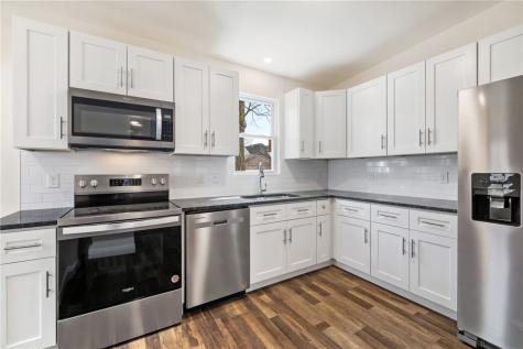 311 Elsdon Street Perry Hilltop PA 15214
