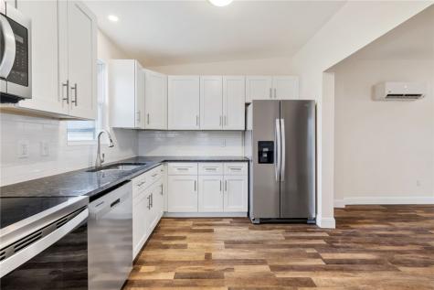311 Elsdon Street Perry Hilltop PA 15214