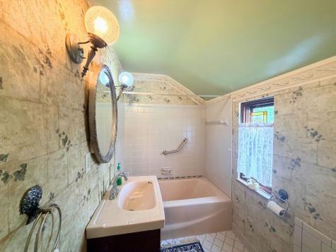 5360 Orchard Hill Drive Whitehall PA 15236