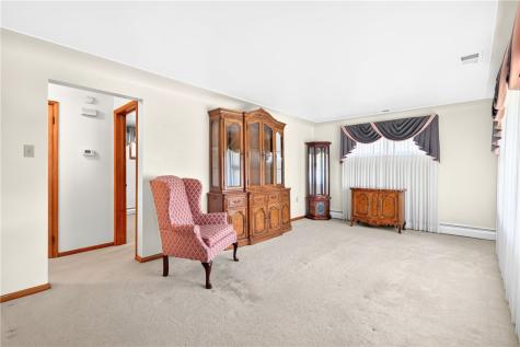 700 Stokes Drive Forward Township PA 15037