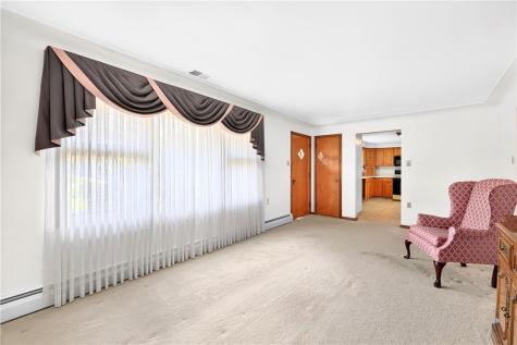 700 Stokes Drive Forward Township PA 15037