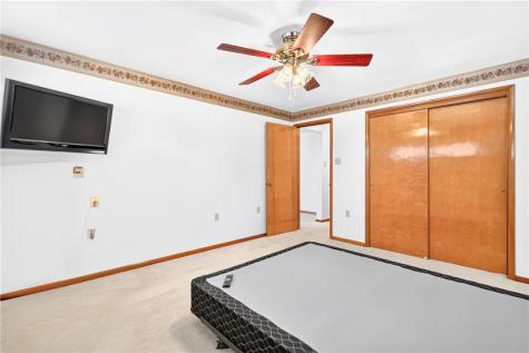 700 Stokes Drive Forward Township PA 15037