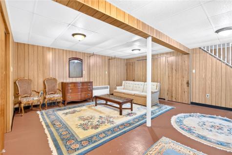 700 Stokes Drive Forward Township PA 15037