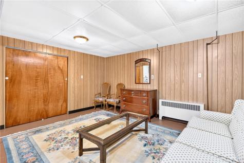 700 Stokes Drive Forward Township PA 15037