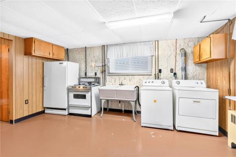 700 Stokes Drive Forward Township PA 15037
