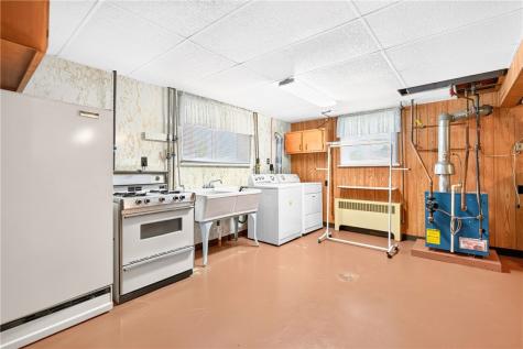 700 Stokes Drive Forward Township PA 15037