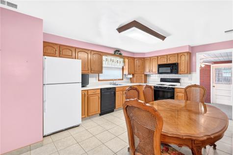700 Stokes Drive Forward Township PA 15037