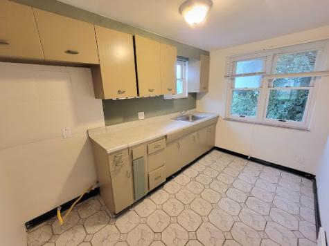 1113-1115 Woodbine Street Stanton Heights PA 15201