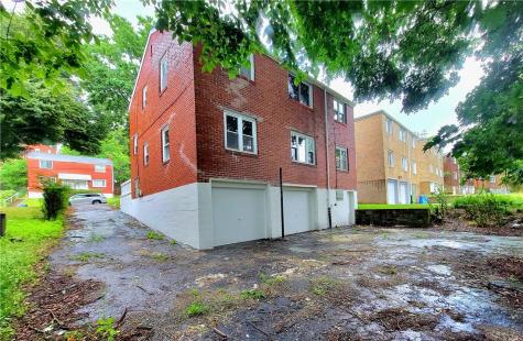 1113-1115 Woodbine Street Stanton Heights PA 15201