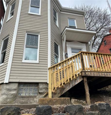 1711 Warren Fineview PA 15212