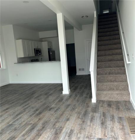 1711 Warren Fineview PA 15212