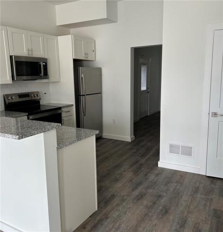 1711 Warren Fineview PA 15212