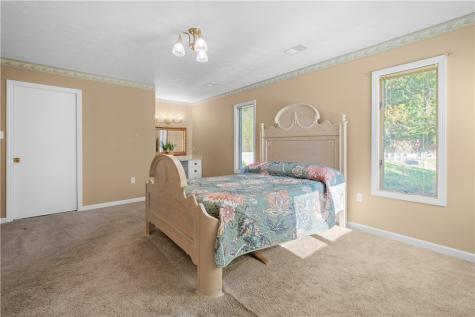 107 William Street Cecil PA 15057