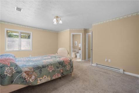 107 William Street Cecil PA 15057