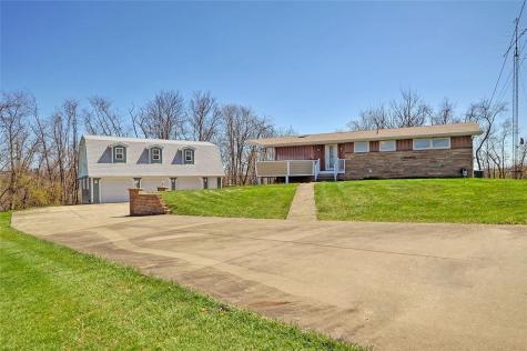 28 Dire Drive Mt Pleasant Township PA 15340