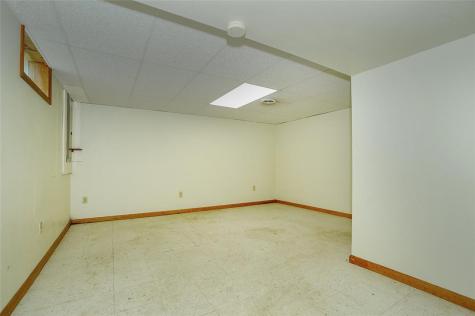 28 Dire Drive Mt Pleasant Township PA 15340