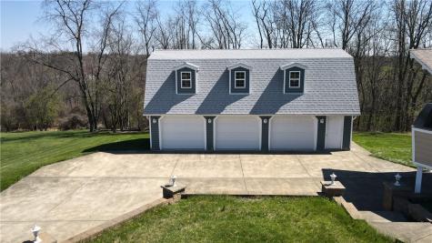 28 Dire Drive Mt Pleasant Township PA 15340