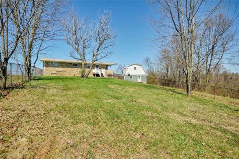 28 Dire Drive Mt Pleasant Township PA 15340