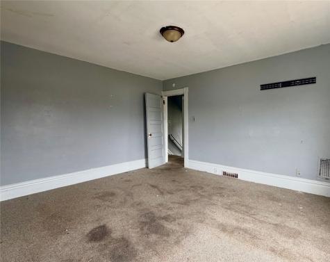 211 Cedar Avenue Sharon PA 16146