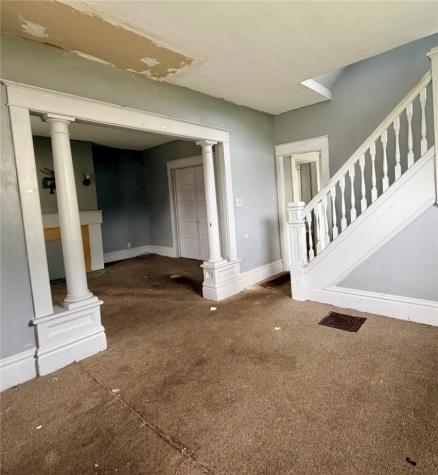211 Cedar Avenue Sharon PA 16146