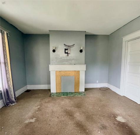 211 Cedar Avenue Sharon PA 16146
