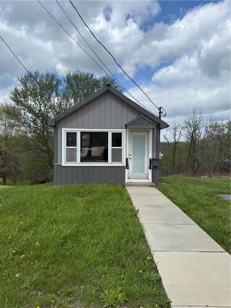 111 Steubenville Pike Hanover Township PA 15021